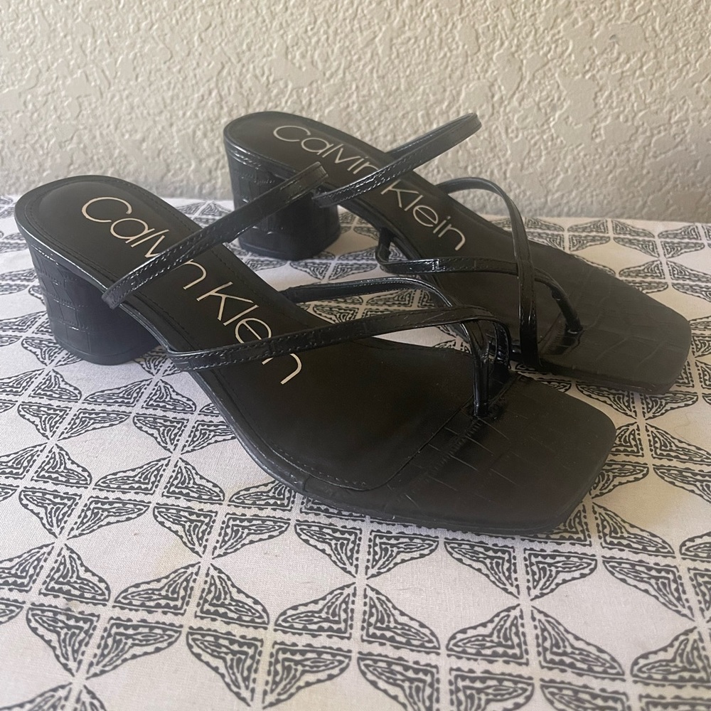 Calvin Klein Women’s Black Sandals Size 8.5 M.